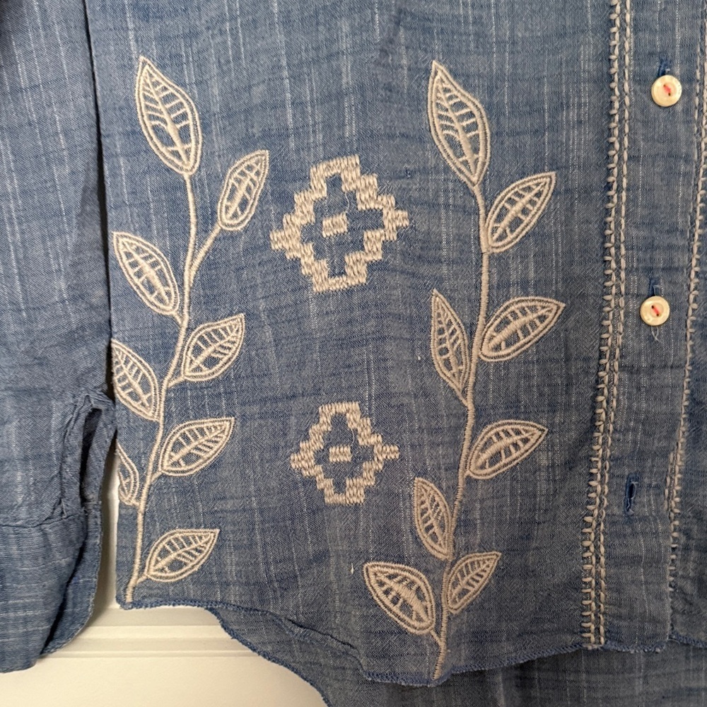 Johnny Was Denim Blue Embroidered Shirt - Picture 5 of 8